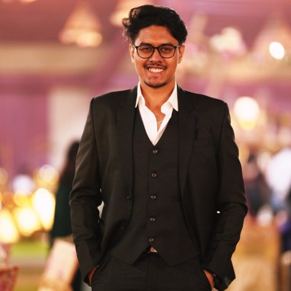 Full Stack Web Developer Intern with AI Junaid Aftab